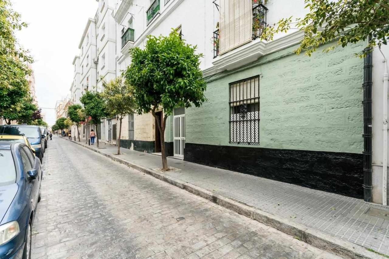 Fantástico ático en el casco antiguo junta a la playa Apartamento Cádis Exterior foto